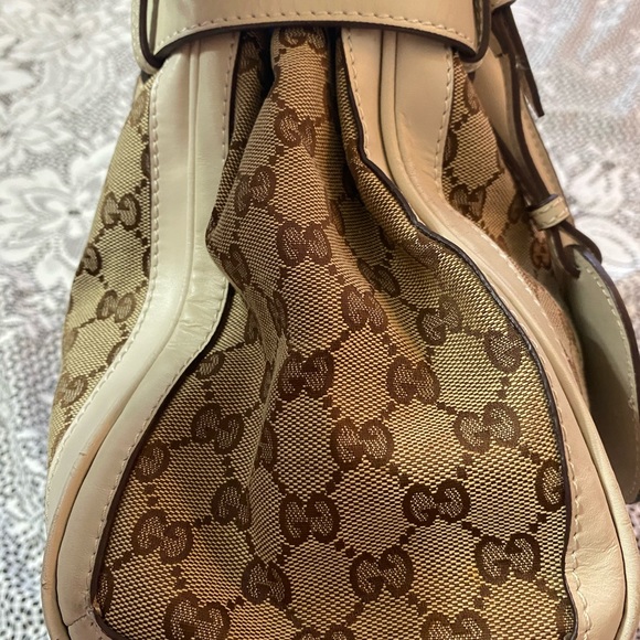 Authentic Vintage Gucci Gg Running Medium Tote Bag - Picture 13 of 16